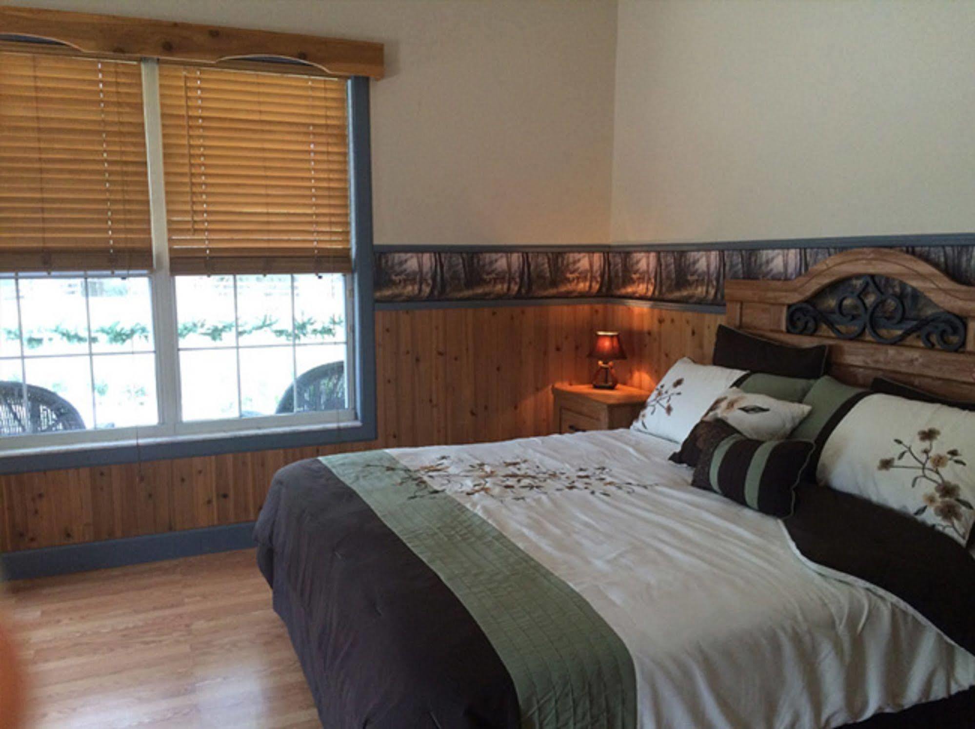 Floral City Rock Pointe Ranch Bed & Breakfast エクステリア 写真