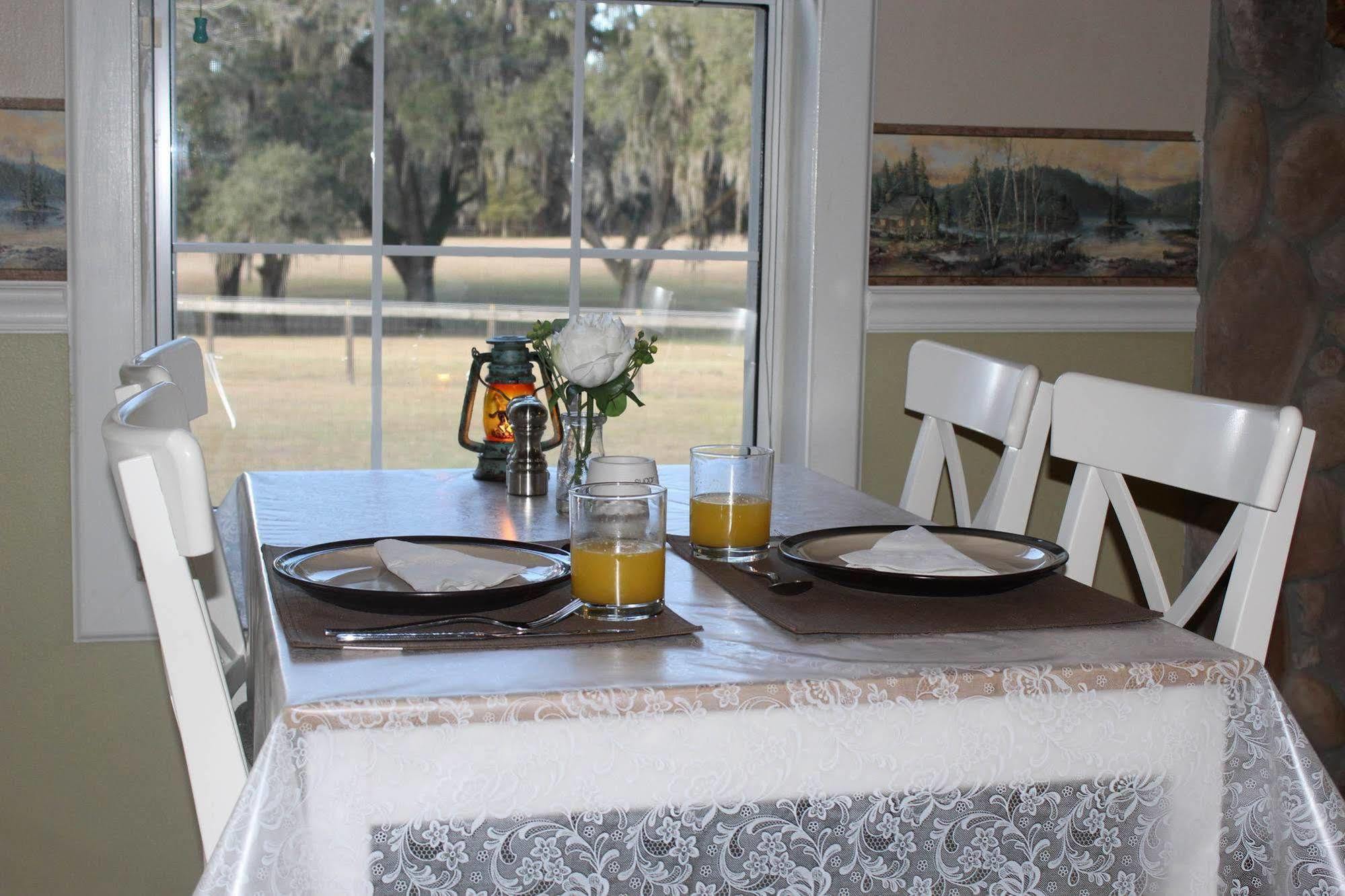Floral City Rock Pointe Ranch Bed & Breakfast エクステリア 写真